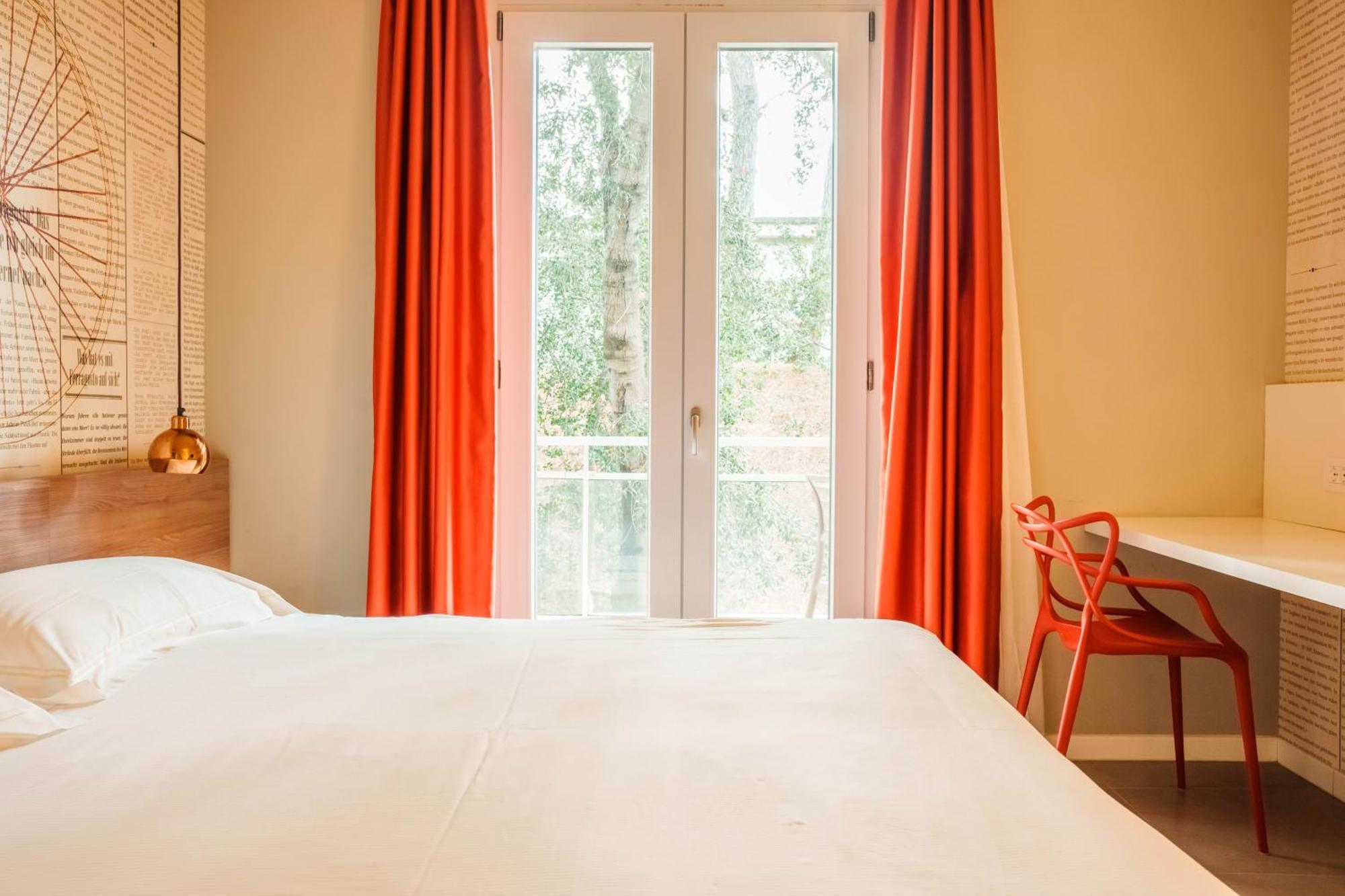 Golfo Del Sole Hotel & Holiday Resort Фоллоника Экстерьер фото